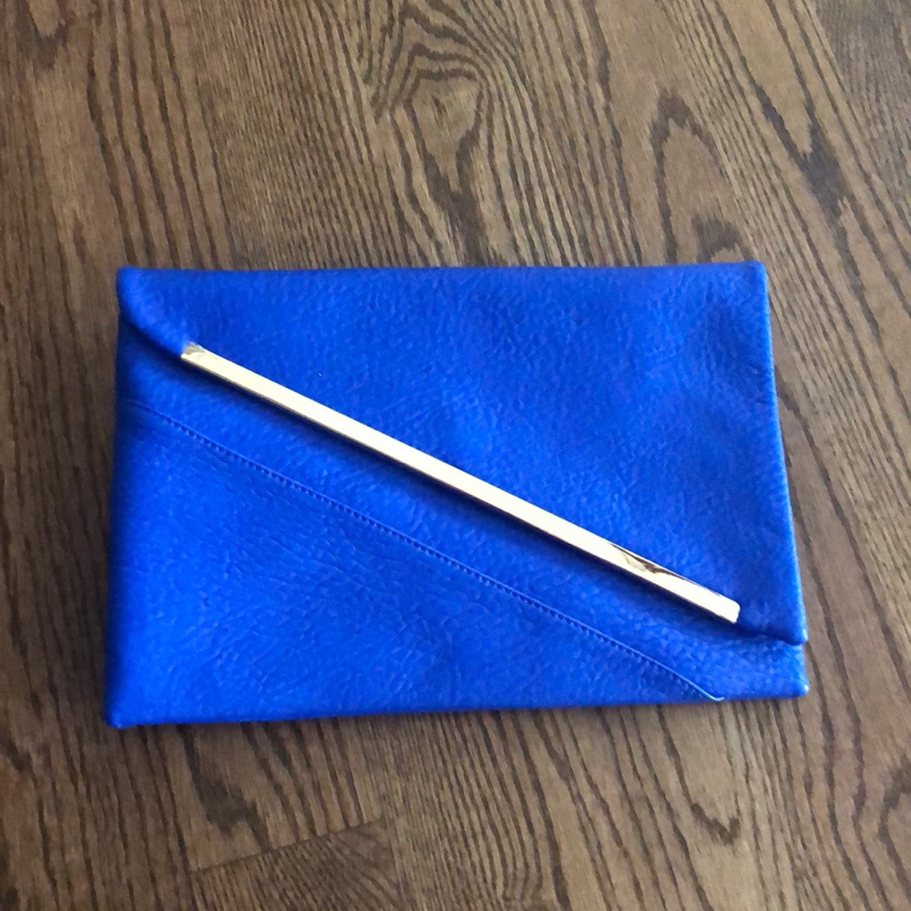 Blue clutch